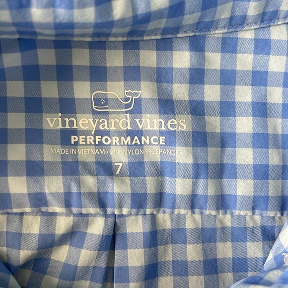 LIKE NEW Vineyard Vines Boys Performance Button Up Shirt Size 7 - Picture 3 of 3